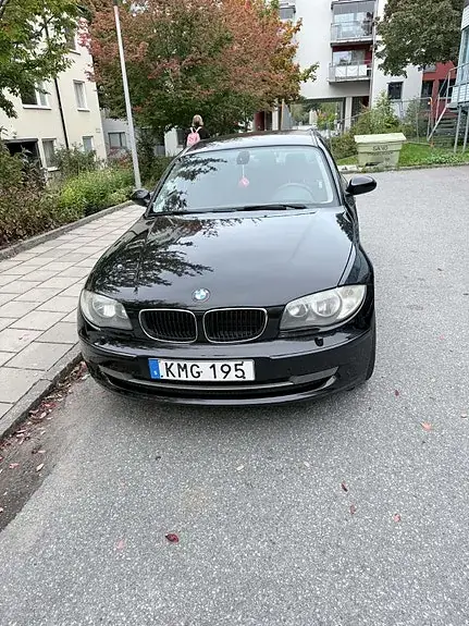 BMW 118D 2009 photo 3