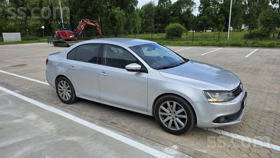 Volkswagen Jetta 2014 photo 2
