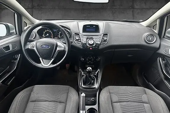 Ford Fiesta 2014 photo 5