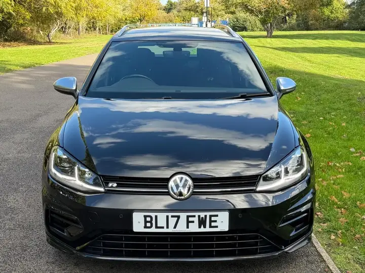 Volkswagen Golf 2017 photo 2