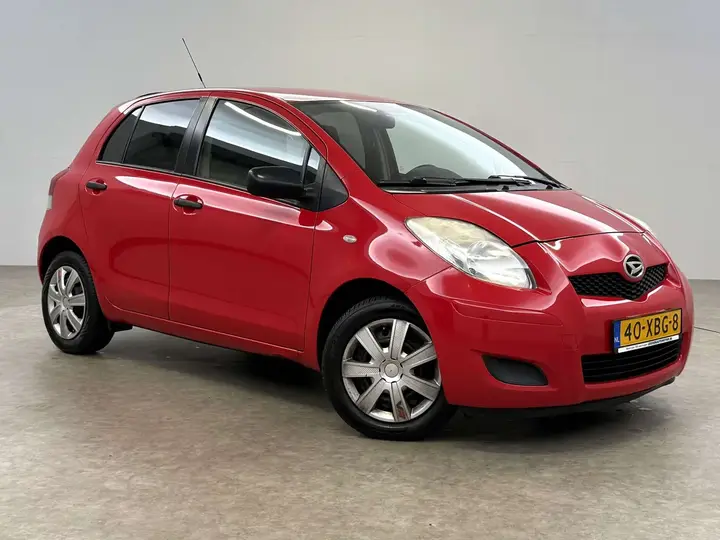 Daihatsu Charade 2012 photo 5