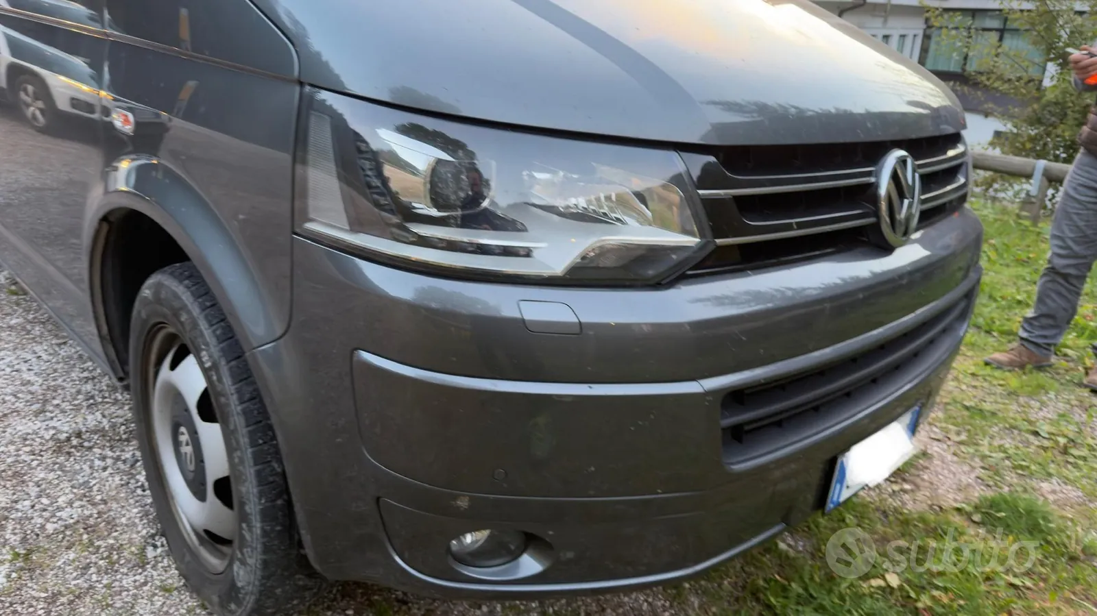 Volkswagen Caravelle 2011 photo 2