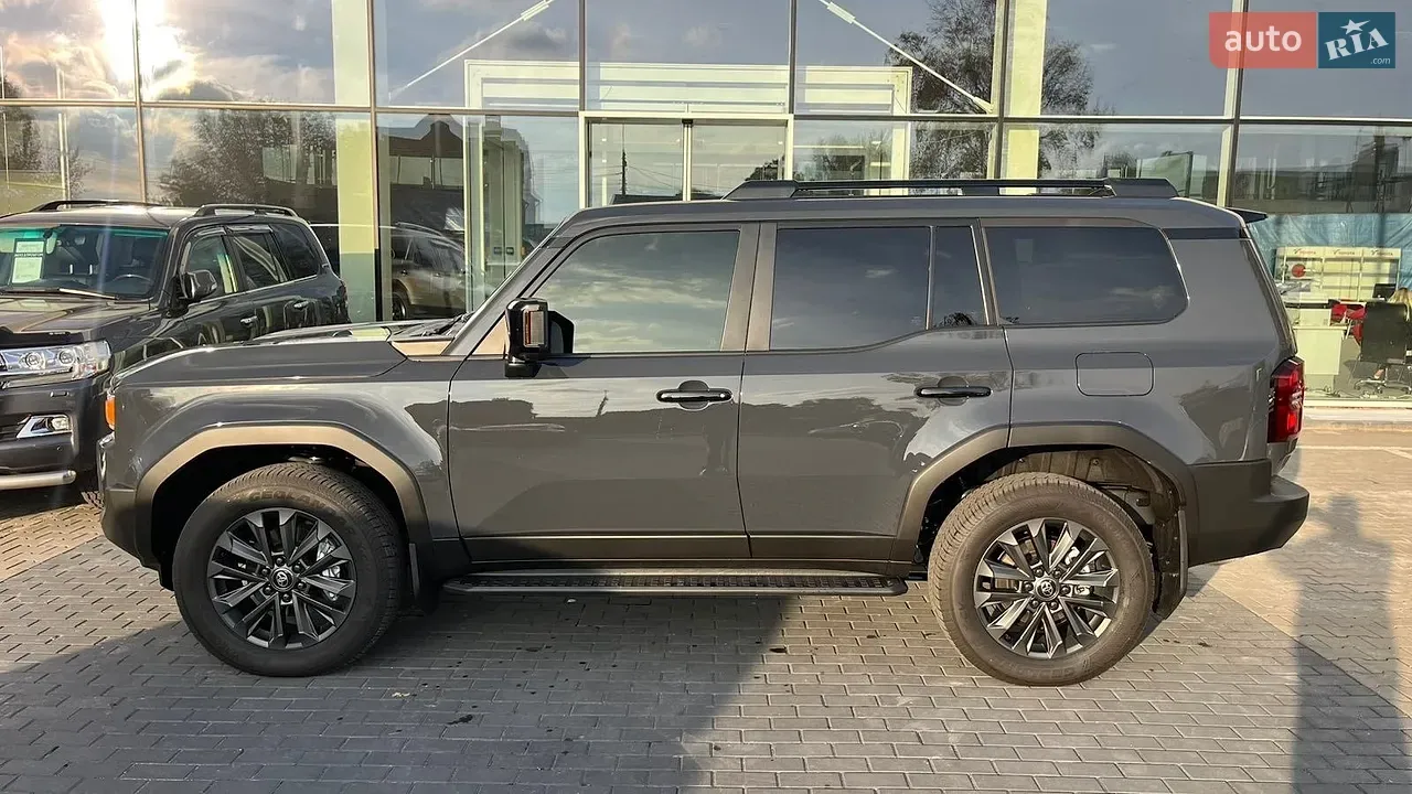 Toyota Land Cruiser Prado 2025 photo 3