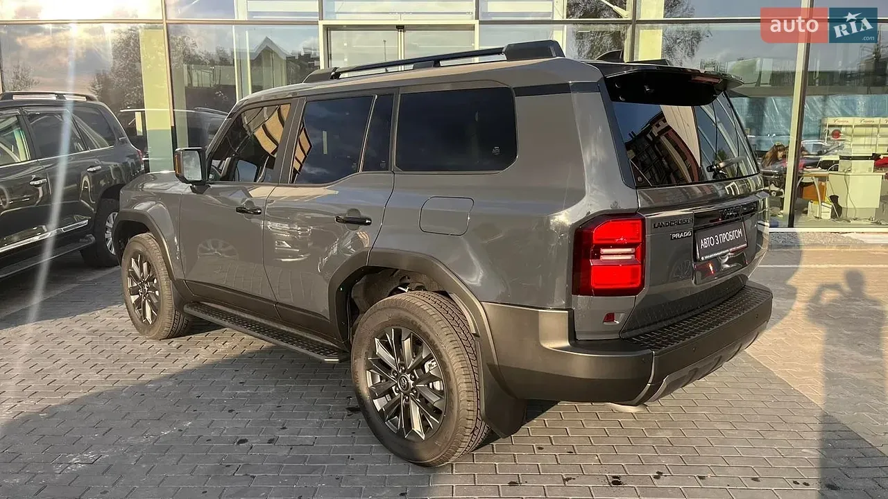 Toyota Land Cruiser Prado 2025 photo 2