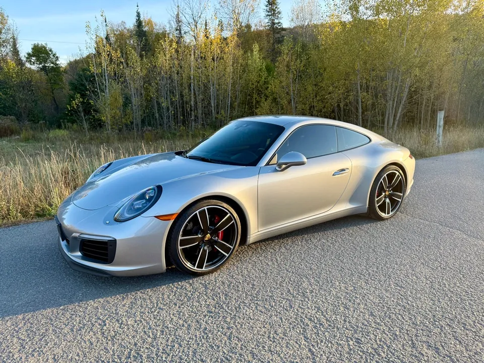 Porsche 911 Carrera S