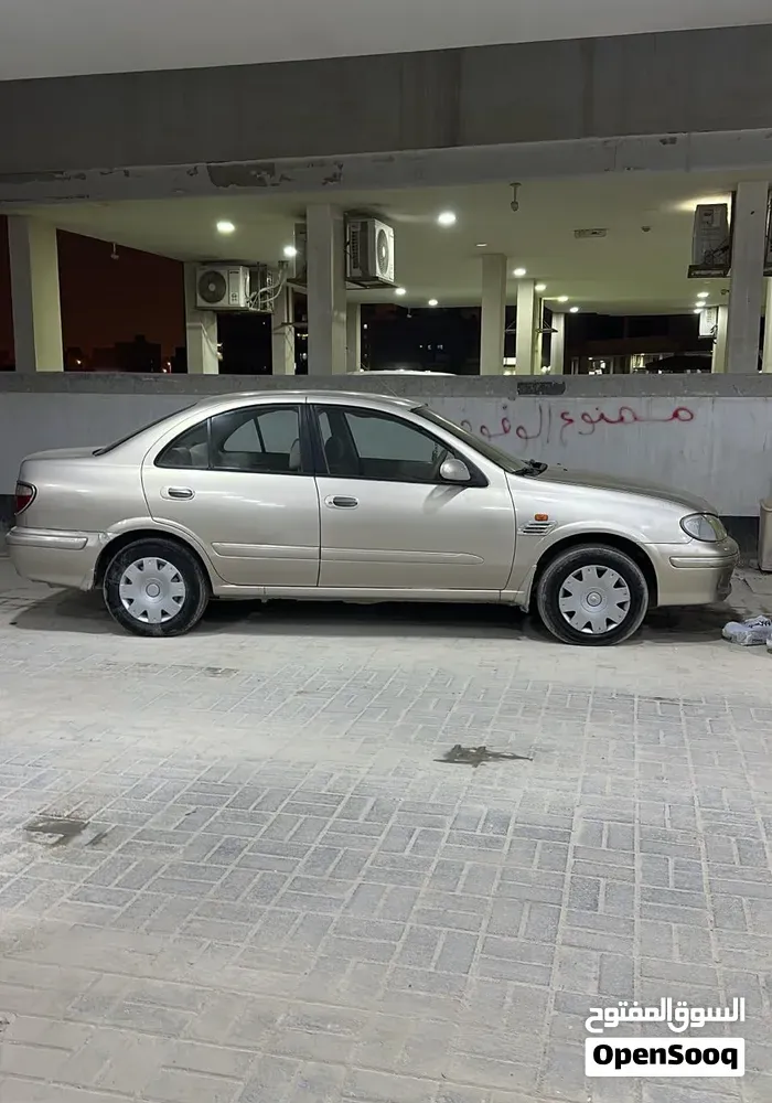 Nissan Sunny 2003 photo 4
