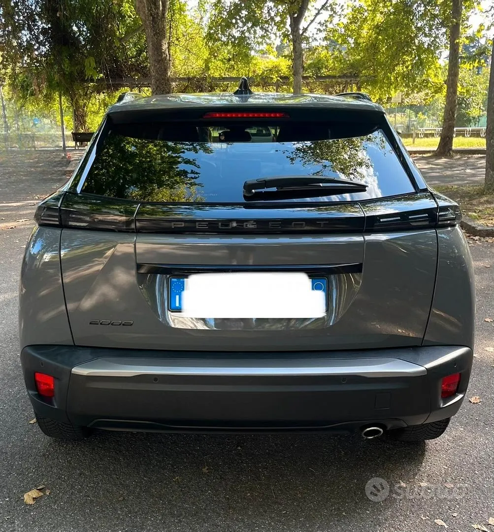 Peugeot 2008 2024 photo 3