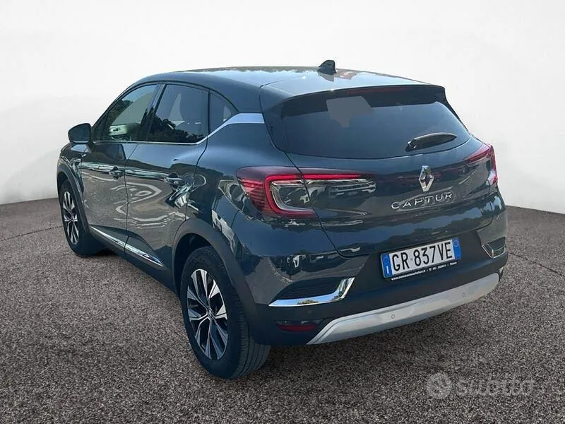 Renault Captur 2023 photo 4