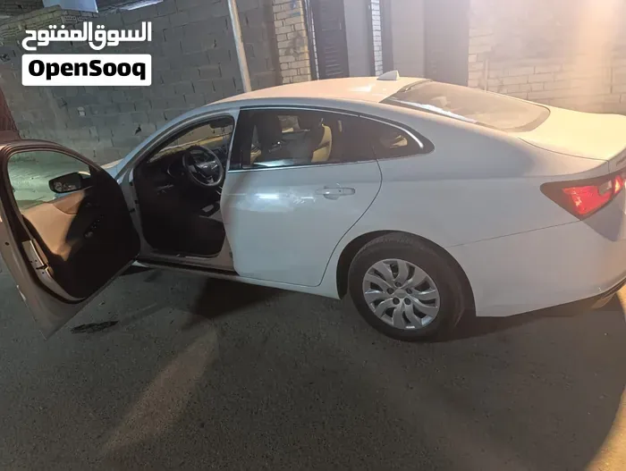 Chevrolet Malibu 2018 photo 3