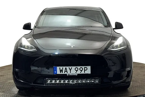 Tesla Model Y 2024 photo 3