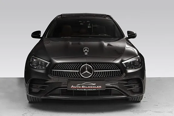 Mercedes-Benz E300 De 2022 photo 4