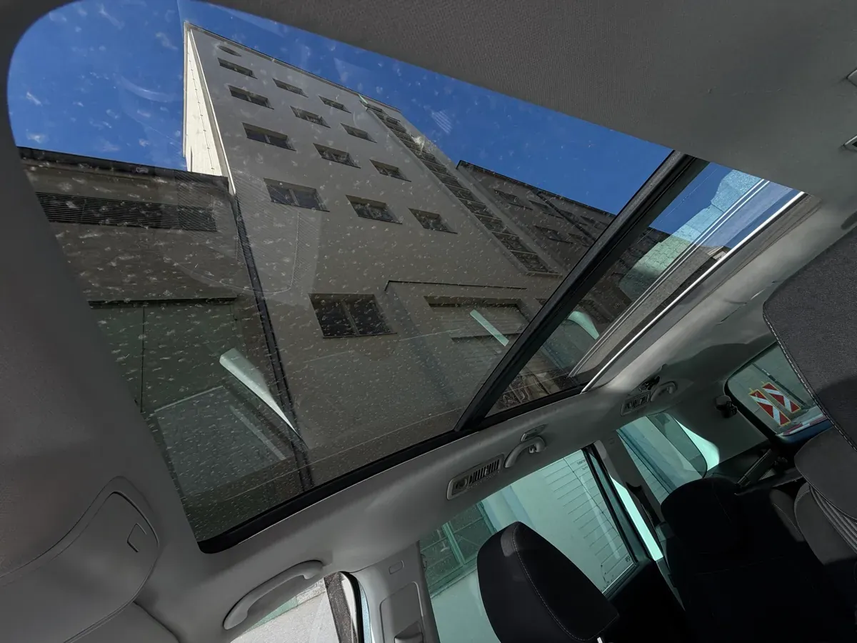 Seat Alhambra 2011 photo 3