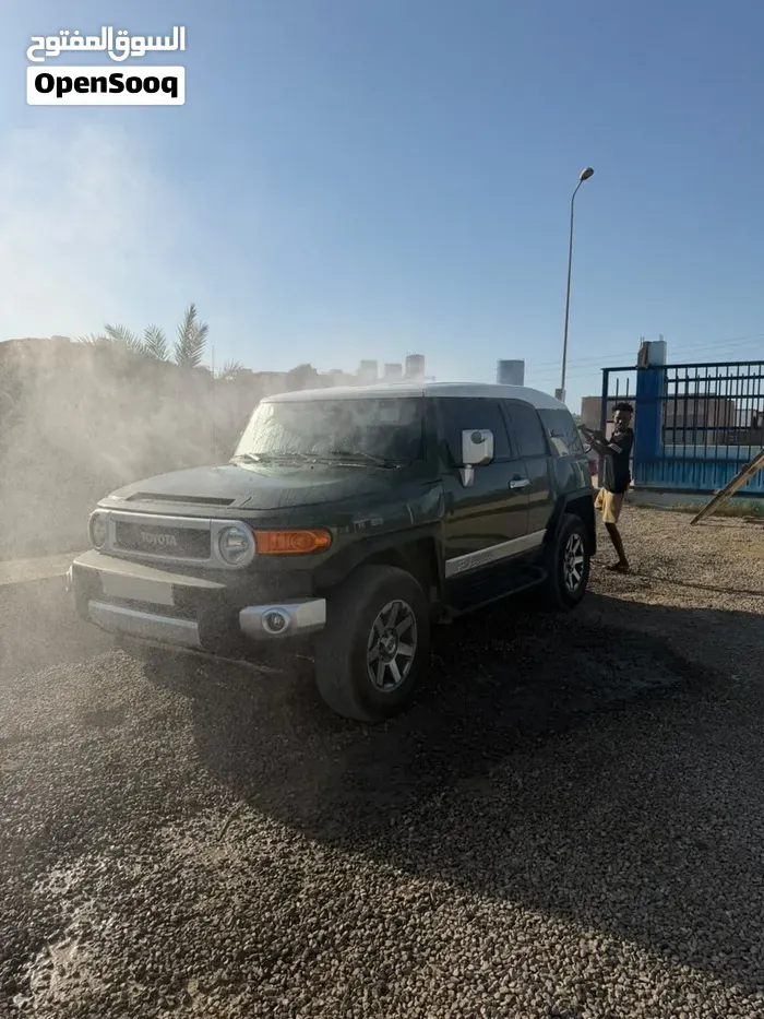 Toyota Fj 2012 photo 4