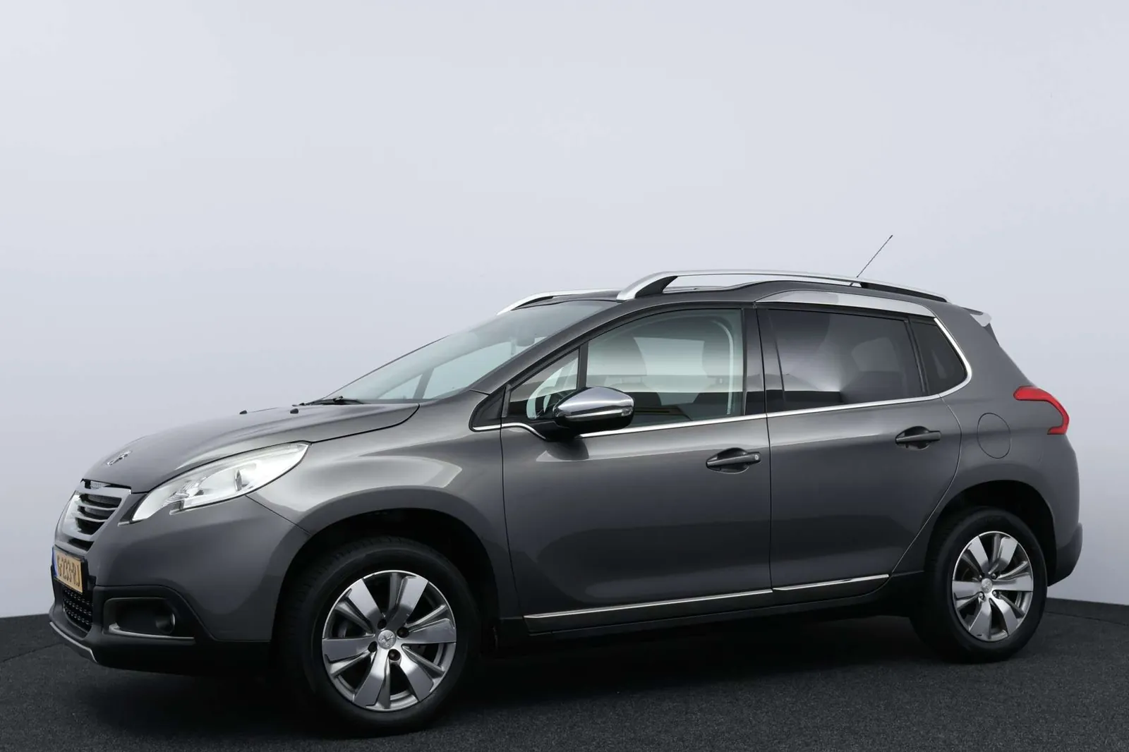 Peugeot 2008 2015 photo 3