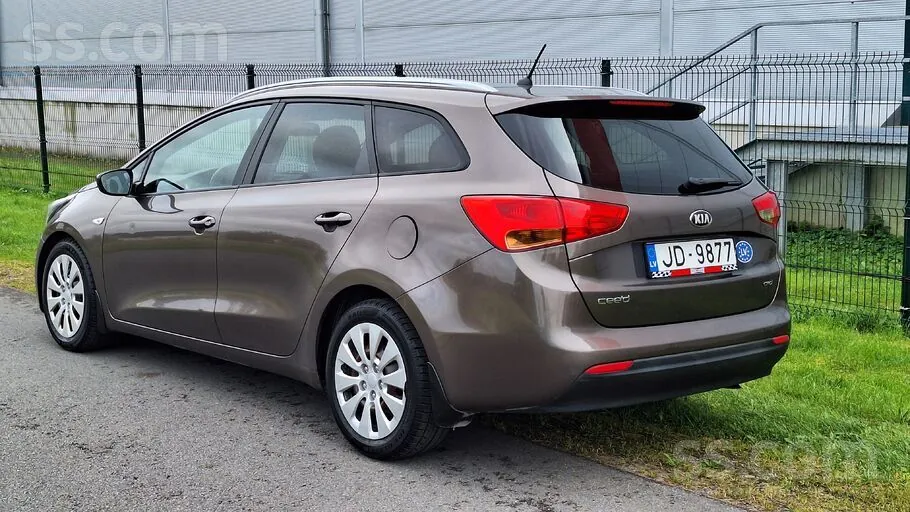 Kia Ceed 2013 photo 4