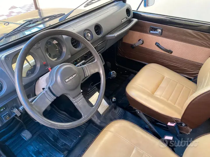 Suzuki Samurai 1983 photo 5