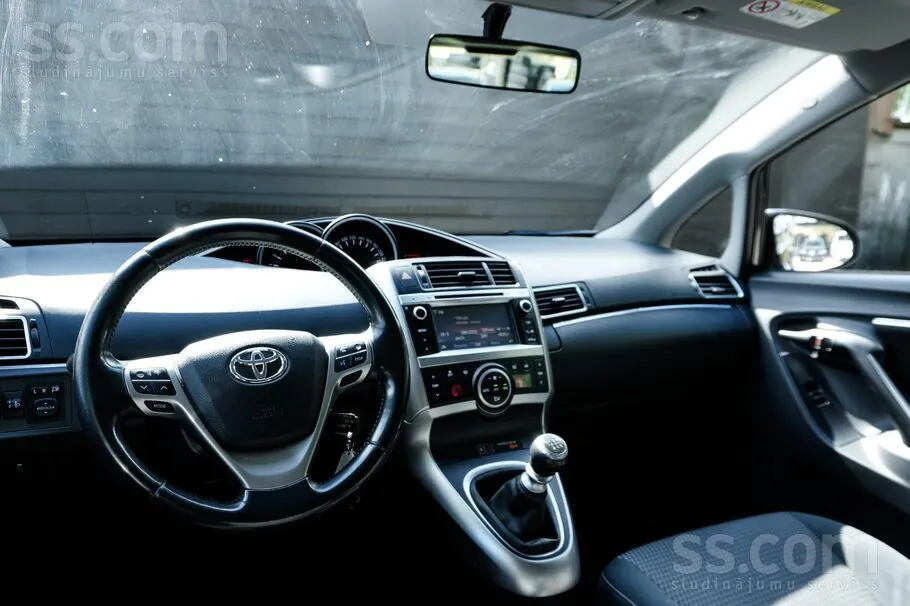 Toyota Verso 2014 photo 5