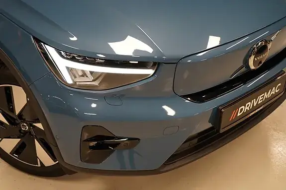 Volvo Xc40 2024 photo 2