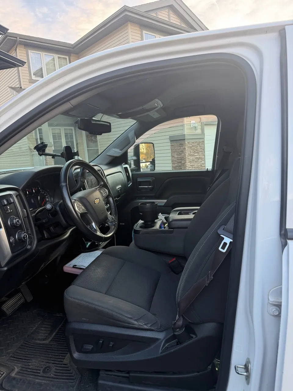 Chevrolet Silverado 1500 2017 photo 2