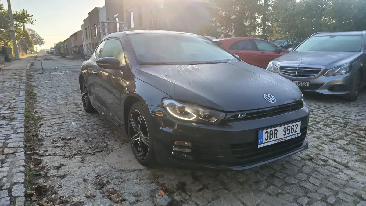 Volkswagen Scirocco 2014 photo 2