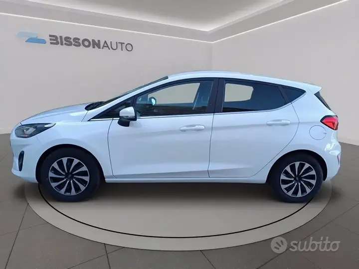 Ford Fiesta 2023 photo 2