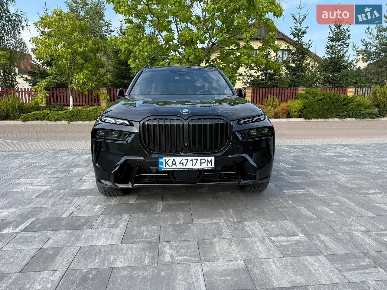 BMW X7 2025 photo 2