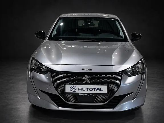 Peugeot 208 2022 photo 2