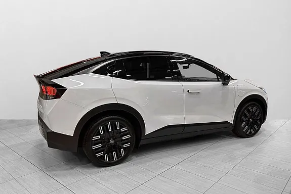 Nissan Leaf 2026 photo 4