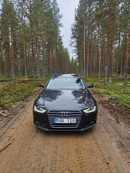 Audi A4 2013 photo 4