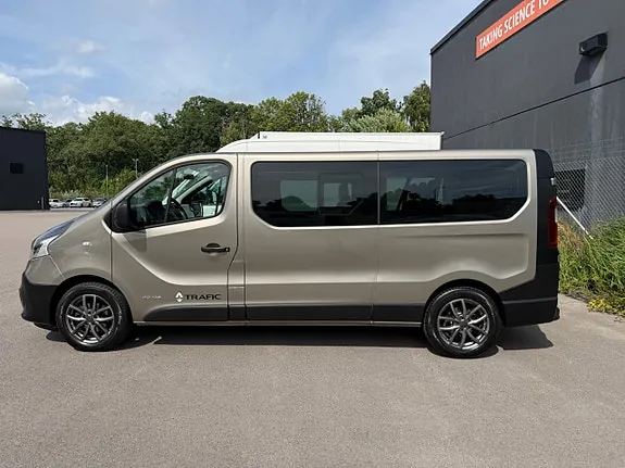 Renault Trafic 2016 photo 4