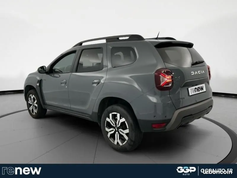 Dacia Duster 2023 photo 3
