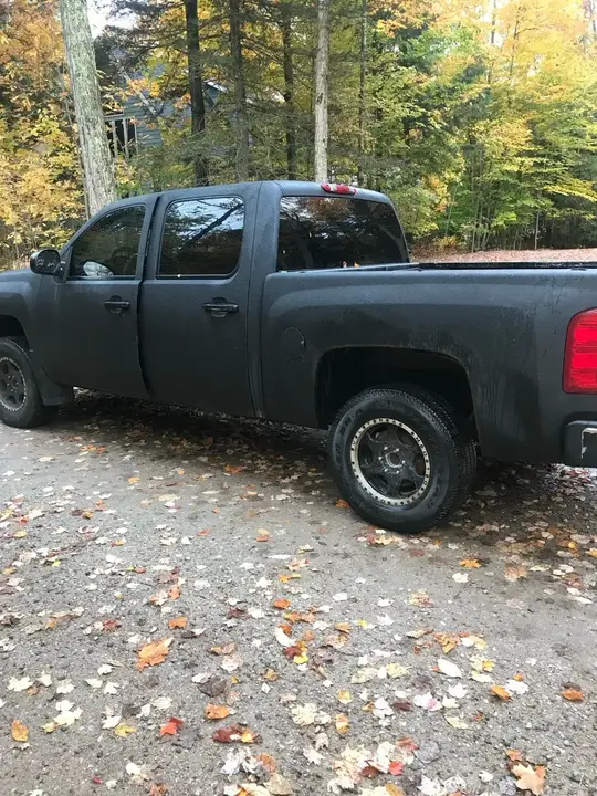 Chevrolet Silverado 1500 2010 photo 3