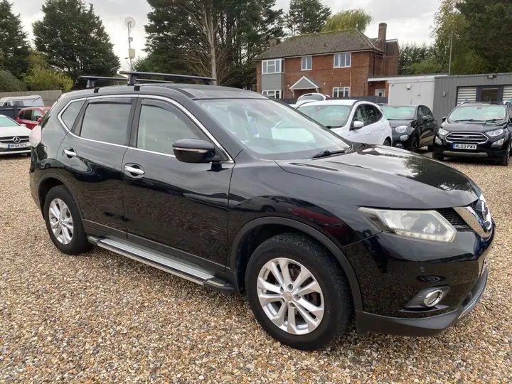 Nissan X-Trail 2016 photo 2