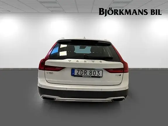 Volvo V90 Cross Country 2018 photo 5