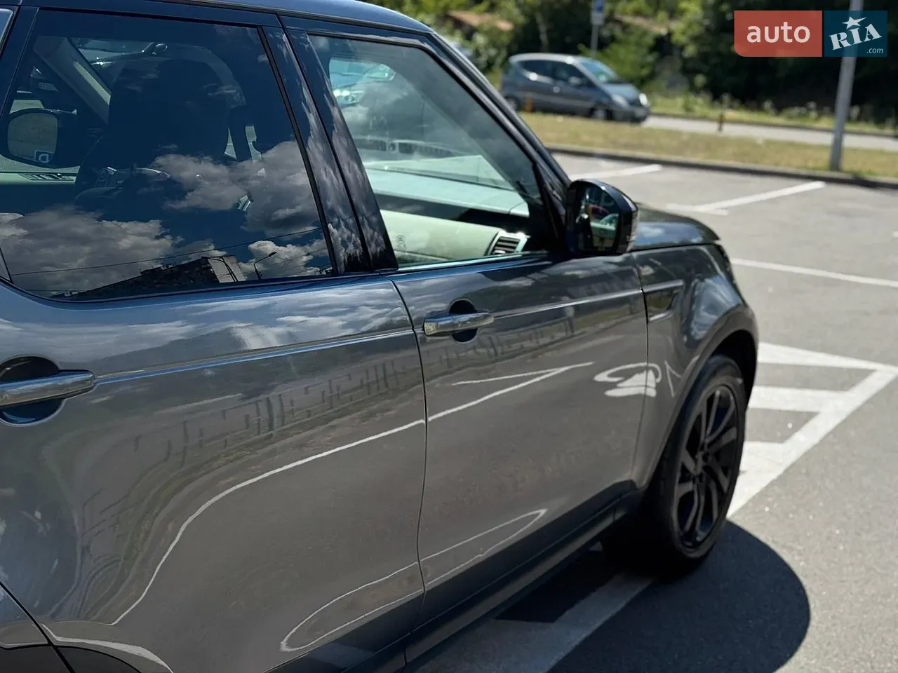 Land Rover Discovery 2018 photo 4