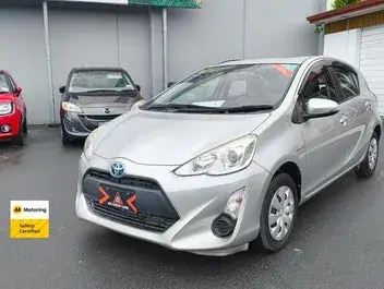 Toyota Aqua 2015 photo 4