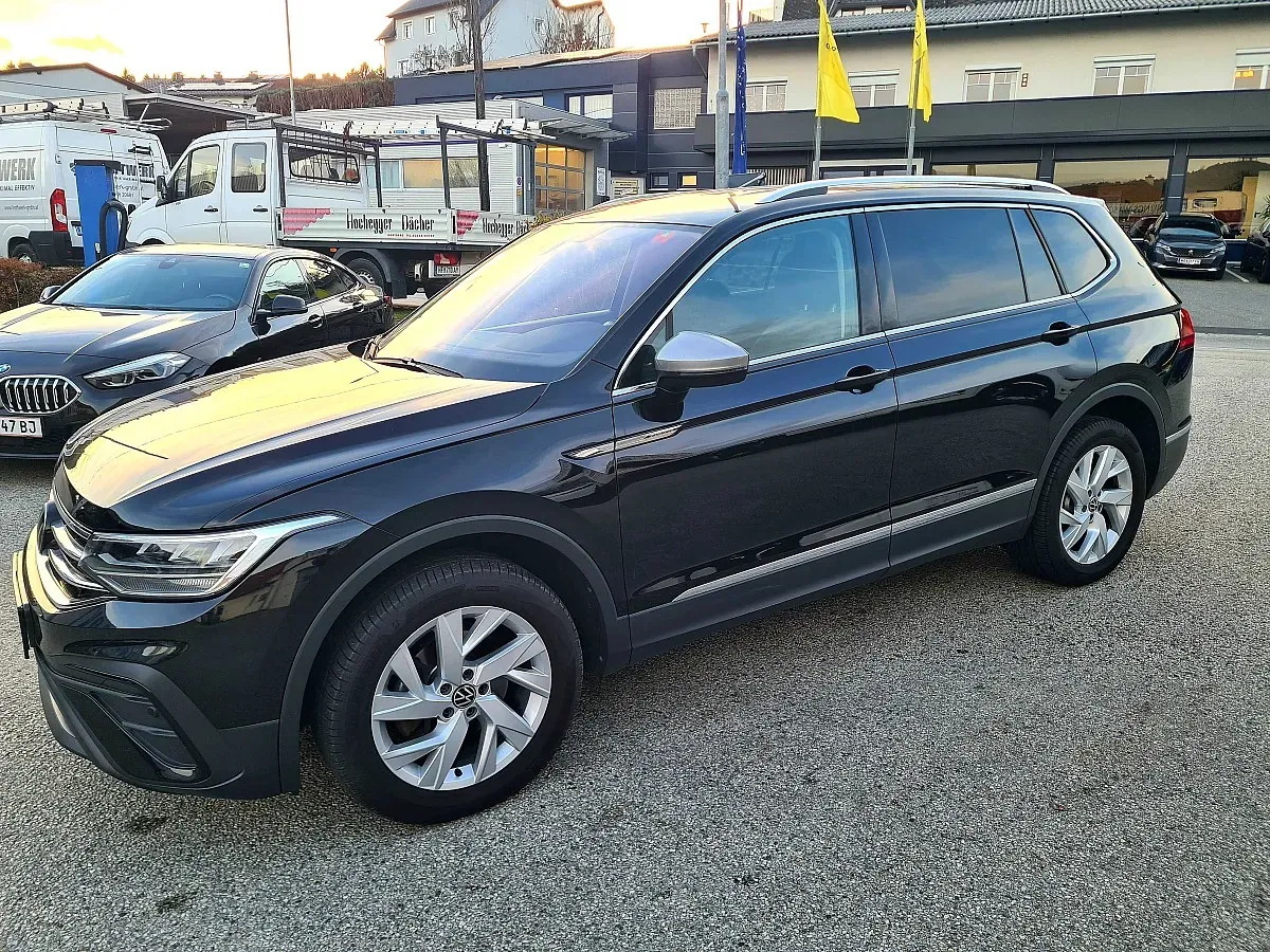 Volkswagen Tiguan Allspace 2023 photo 2
