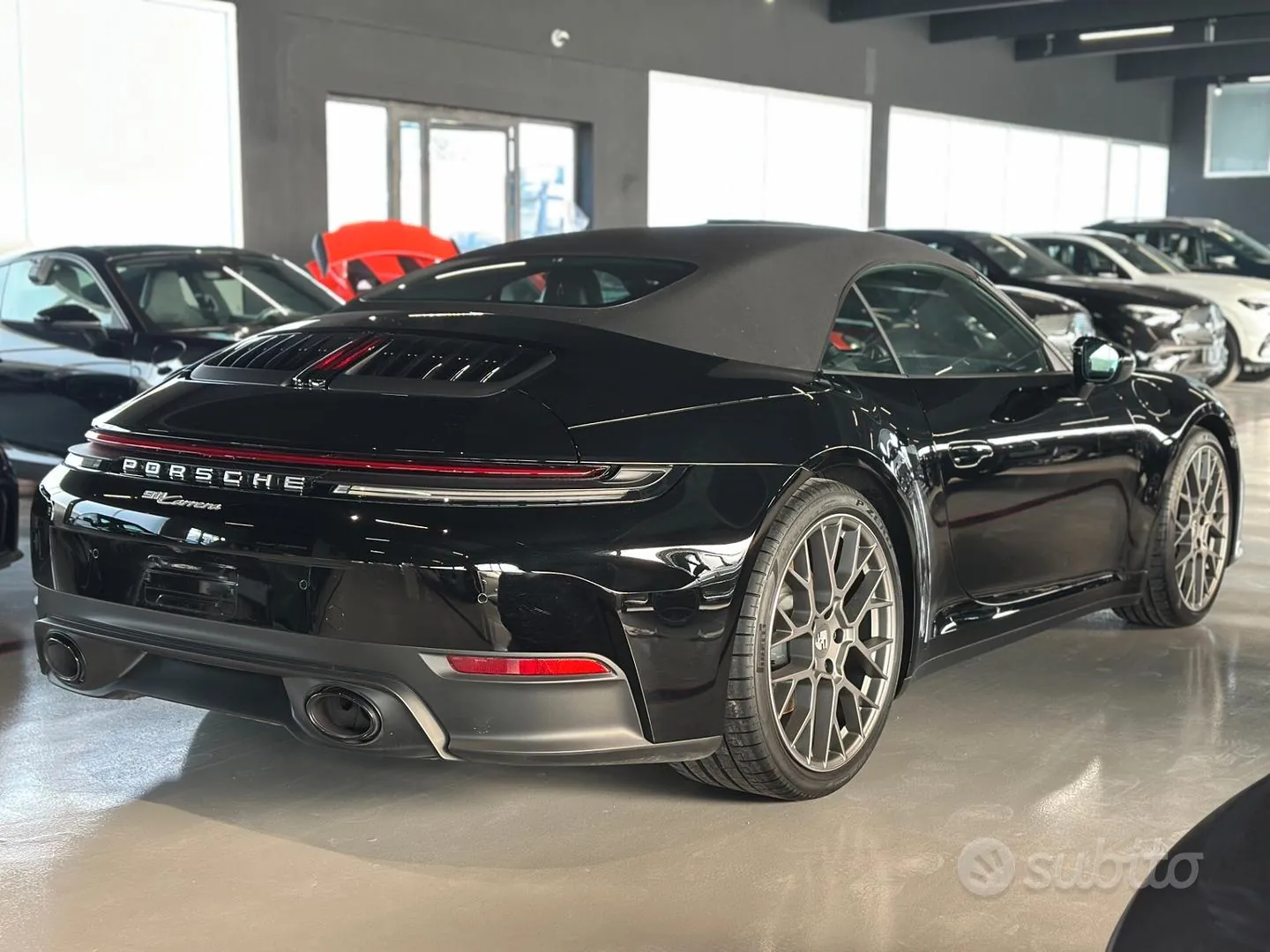 Porsche 911 2025 photo 3