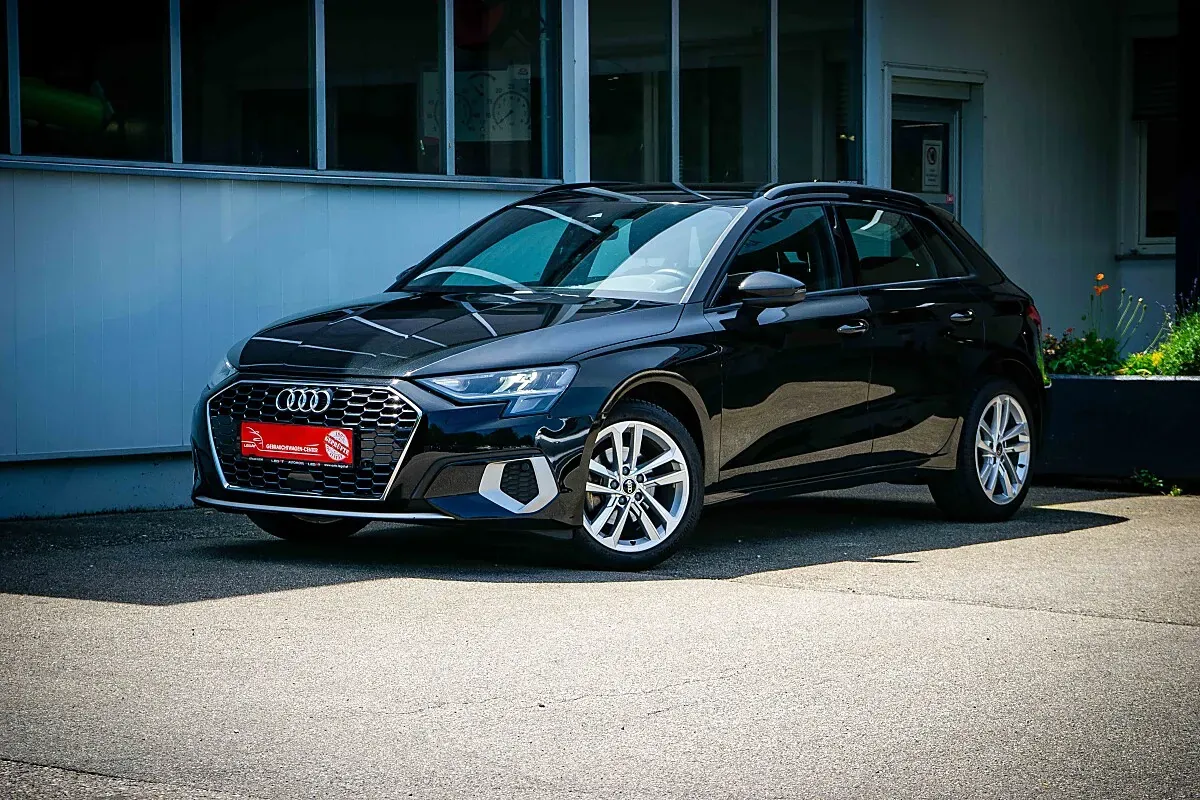Audi A3 2022 photo 2