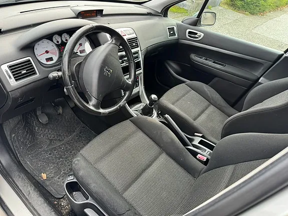Peugeot 307 2008 photo 4
