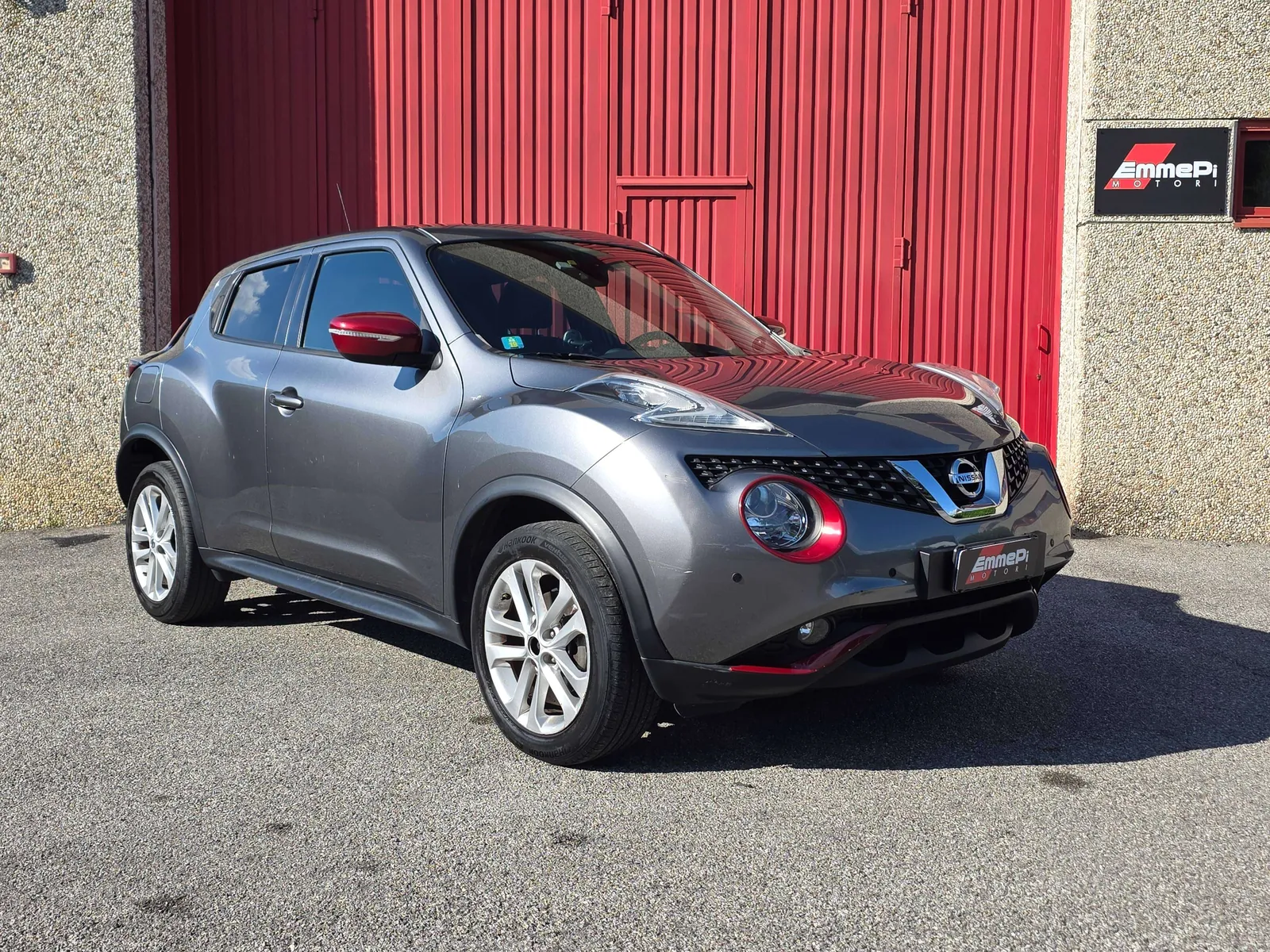 Nissan Juke 2016 photo 2