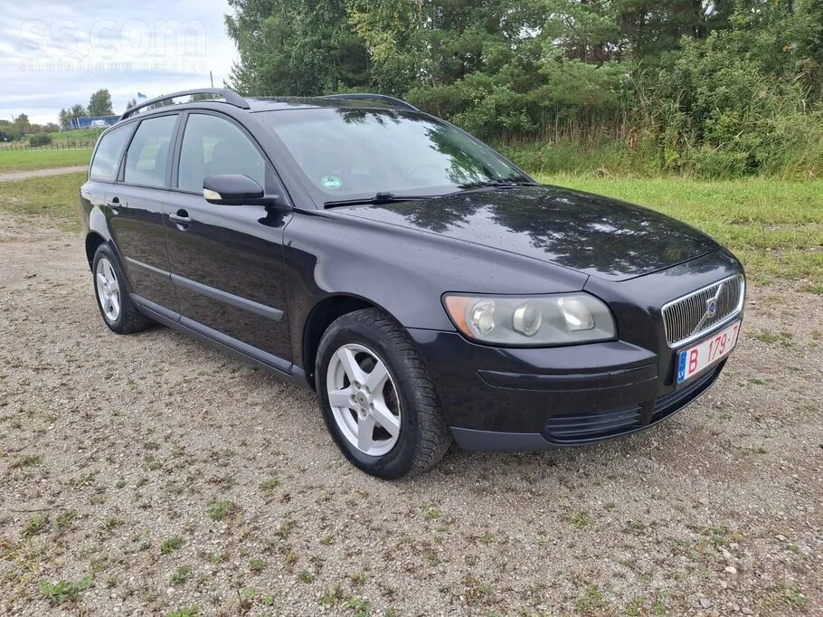 Volvo V50 2006 photo 2