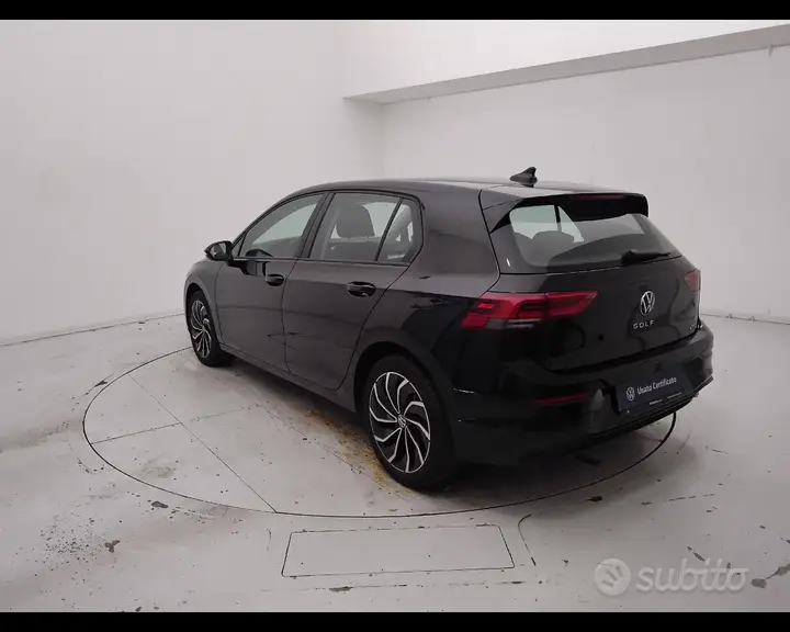Volkswagen Golf 2024 photo 4