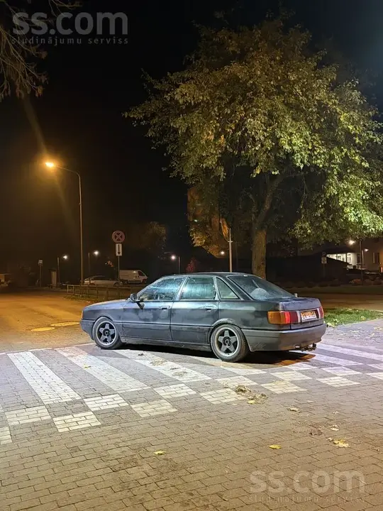 Audi 80 1991 photo 2