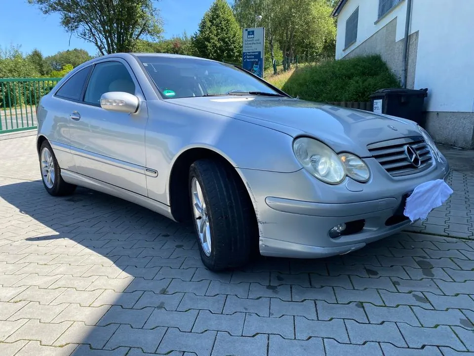 Mercedes-Benz C 180