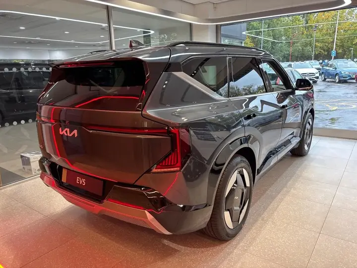 Kia Ev5 photo 2