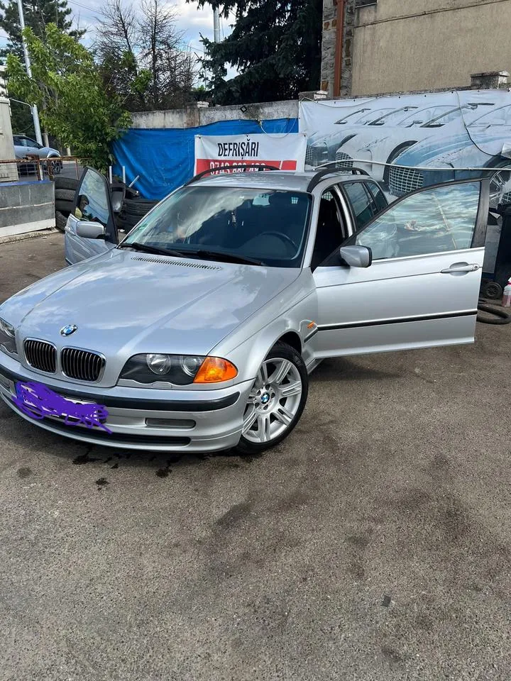 BMW 320I