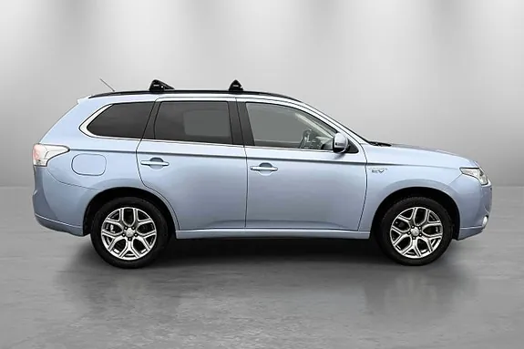 Mitsubishi Outlander 2015 photo 2