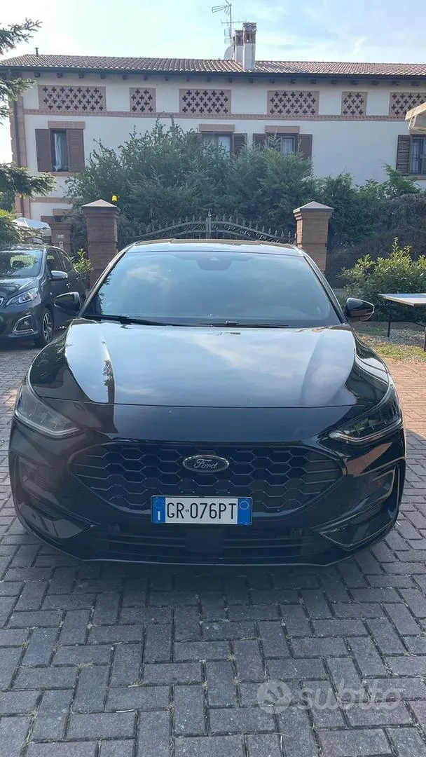 Ford Focus 2024 photo 4