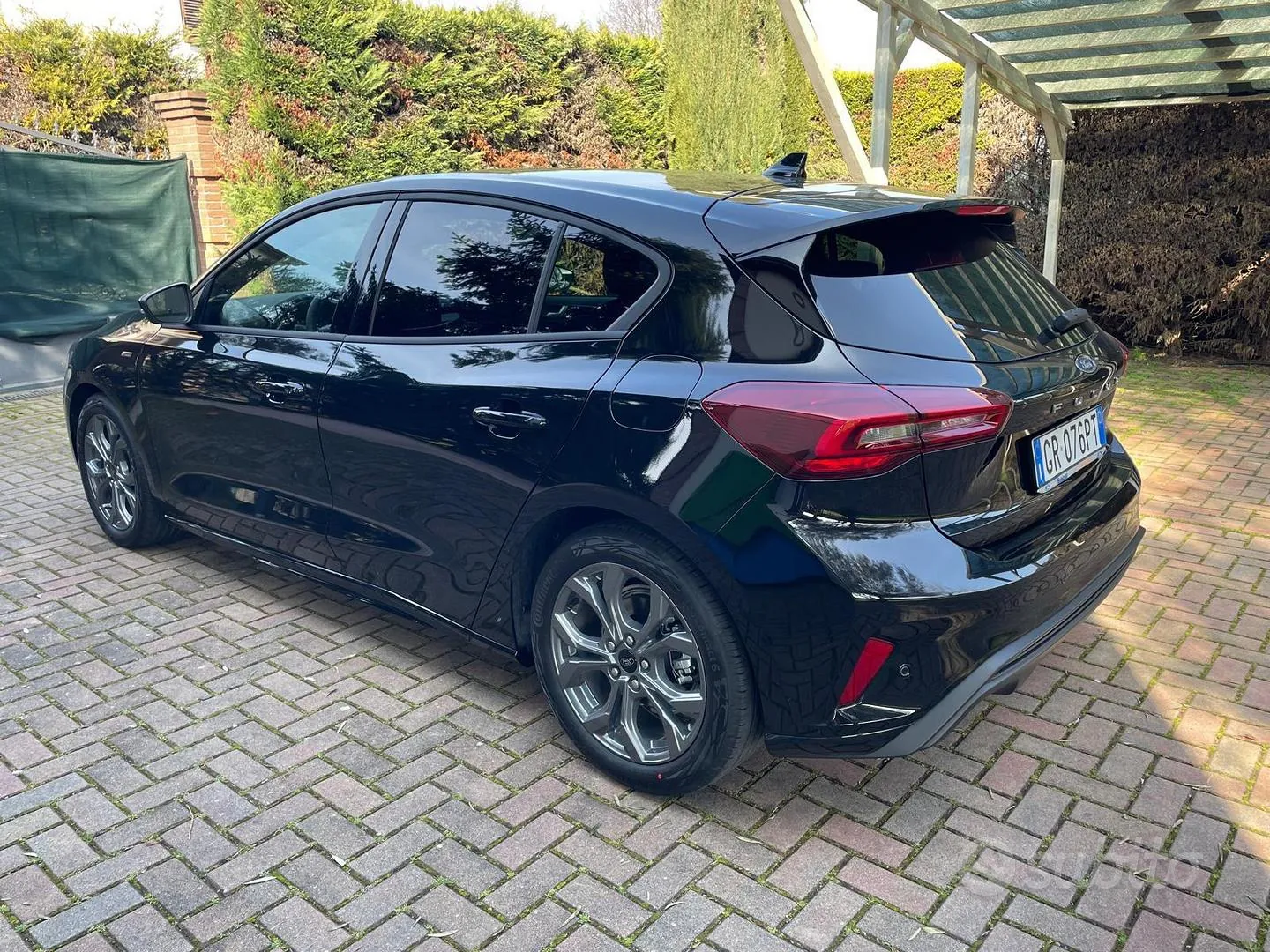 Ford Focus 2024 photo 2